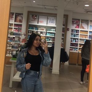 Meet your Posher, Jada